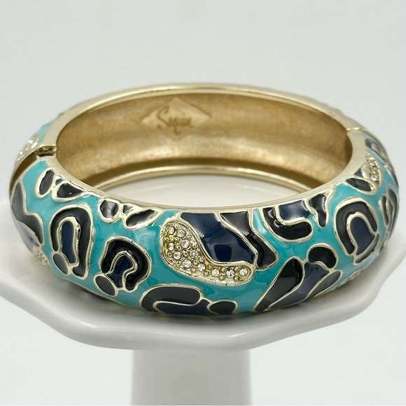 NORDSTROM Sequin Blue Enamel leopard Print Clamper Hinged Bangle Bracelet - Picture 1 of 6